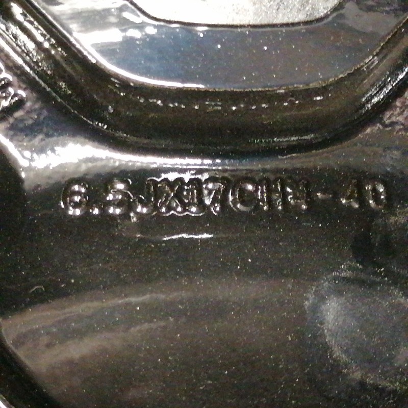 JUEGO DE LLANTAS ORIGINALES RENAULT EN 17"