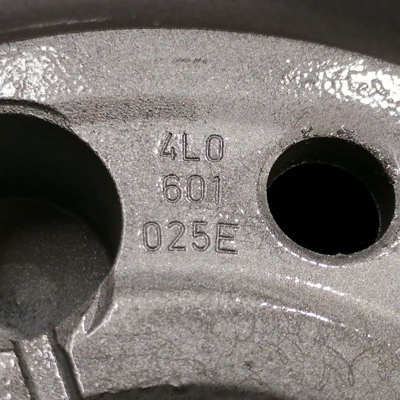 JUEGO DE LLANTAS ORIGINALES AUDI Q7 EN 18"