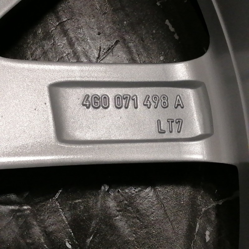 JUEGO DE LLANTAS ORIGINALES AUDI EN 18"