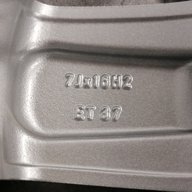 LLANTA SUELTA ORIGINAL VOLKSWAGEN EN 16" 3B0601025L