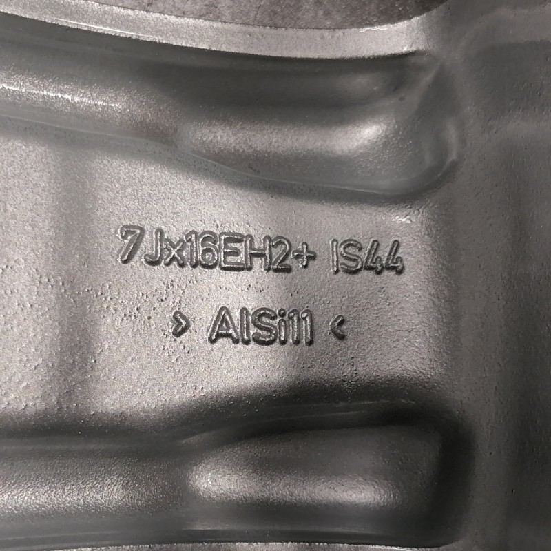 JUEGO DE LLANTAS ORIGINALES BMW EN 16" STYLE 140