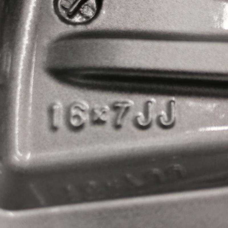 JUEGO DE LLANTAS ORIGINALES TOYOTA EN 16"