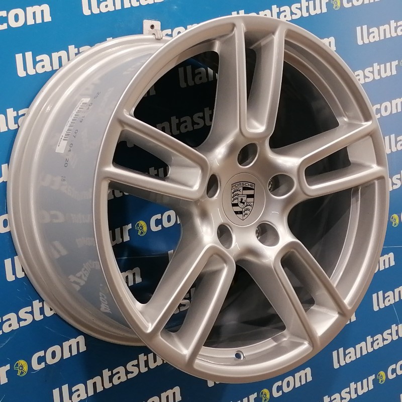 JUEGO DE LLANTAS ORIGINALES PORSCHE PANAMERA EN 19"