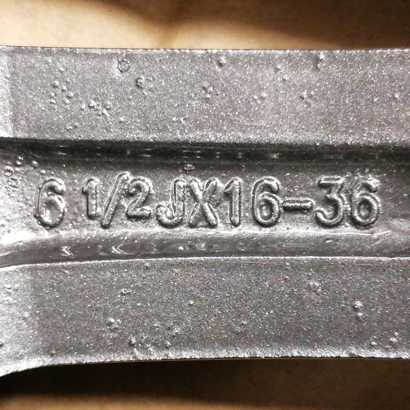 JUEGO DE LLANTAS ORIGINALES HYUNDAI EN 16"