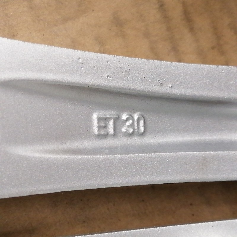 LLANTA ORIGINAL SUELTA MERCEDES EN 18" A2034015602