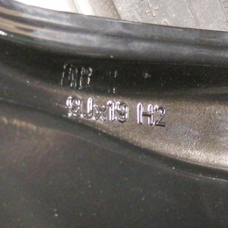 JUEGO DE LLANTAS ORIGINALES VOLKSWAGEN EN 19"