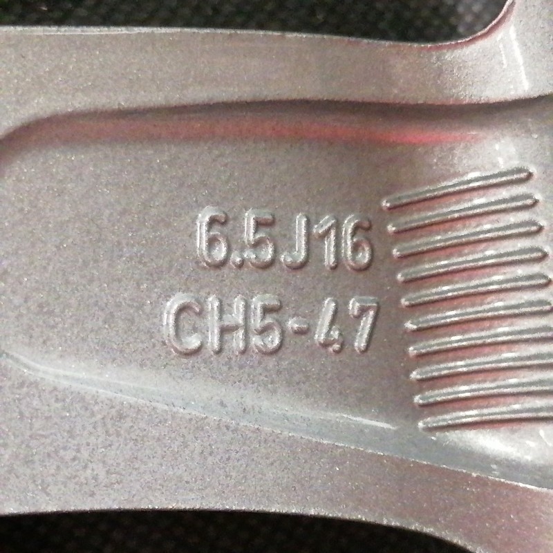 JUEGO DE LLANTAS ORIGINALES RENAULT EN 16"