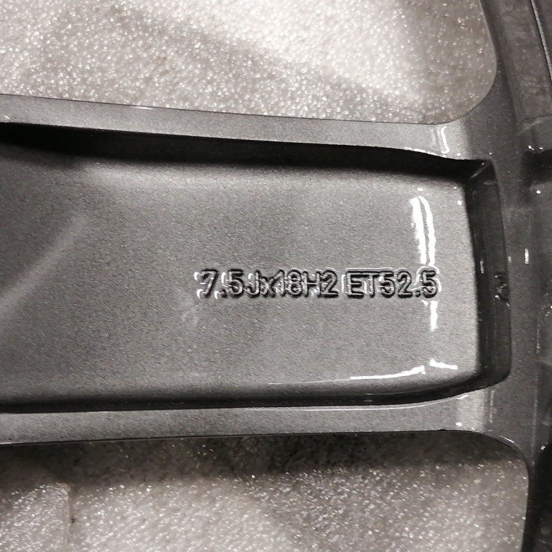 LLANTA SUELTA ORIGINAL FORD EN 18" 3M5JDA