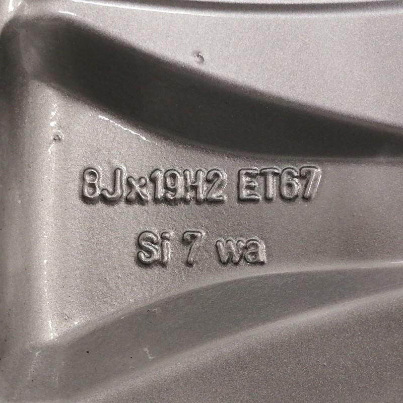 JUEGO DE LLANTAS ORIGINALES MERCEDES EN 19"