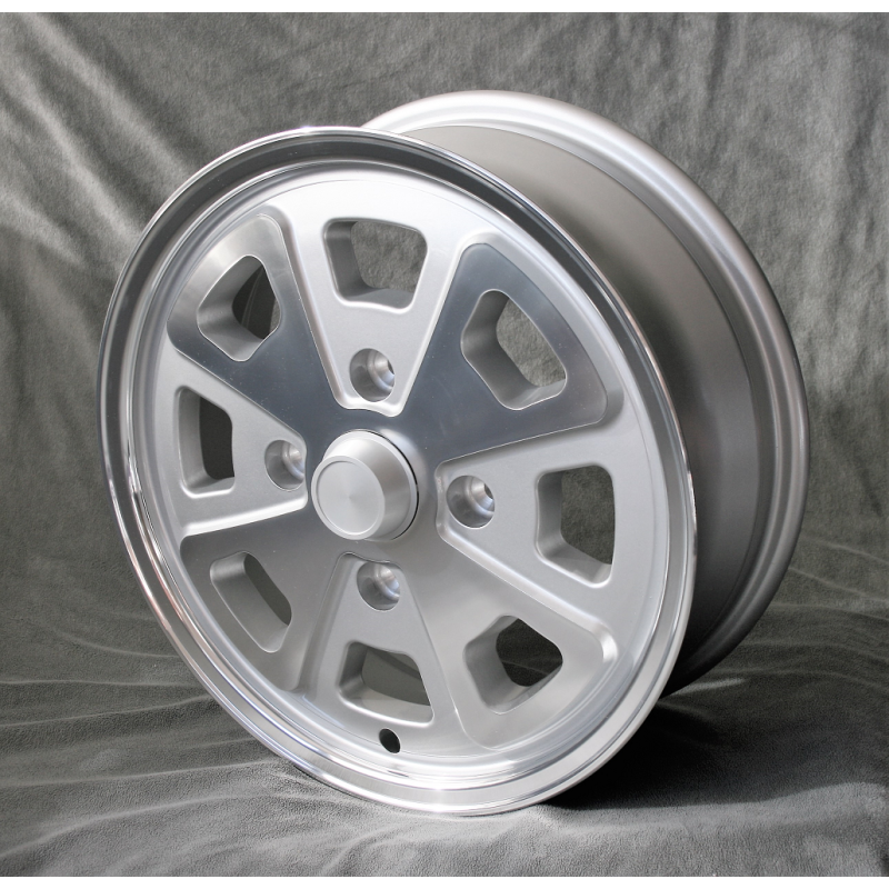 LLANTA CLASICA PARA VOLKSWAGEN