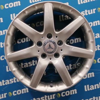 JUEGO DE LLANTAS ORIGINALES MERDECES EN 17"