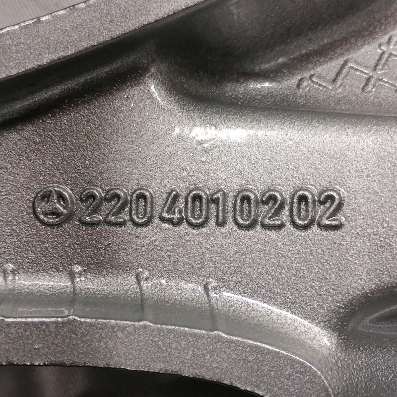 JUEGO DE LLANTAS ORIGINALES MERDECES EN 17"