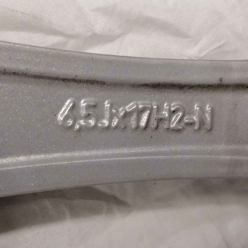 JUEGO DE LLANTAS ORIGINALES MERCEDES EN 17"