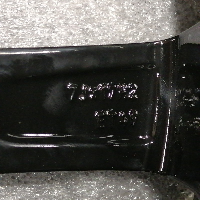 LLANTA SUELTA ORIGINAL VOLKSWAGEN EN 17" 5G0601025AK