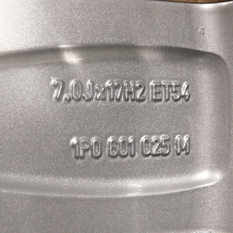 JUEGO DE LLANTAS ORIGINALES SEAT EN 17"