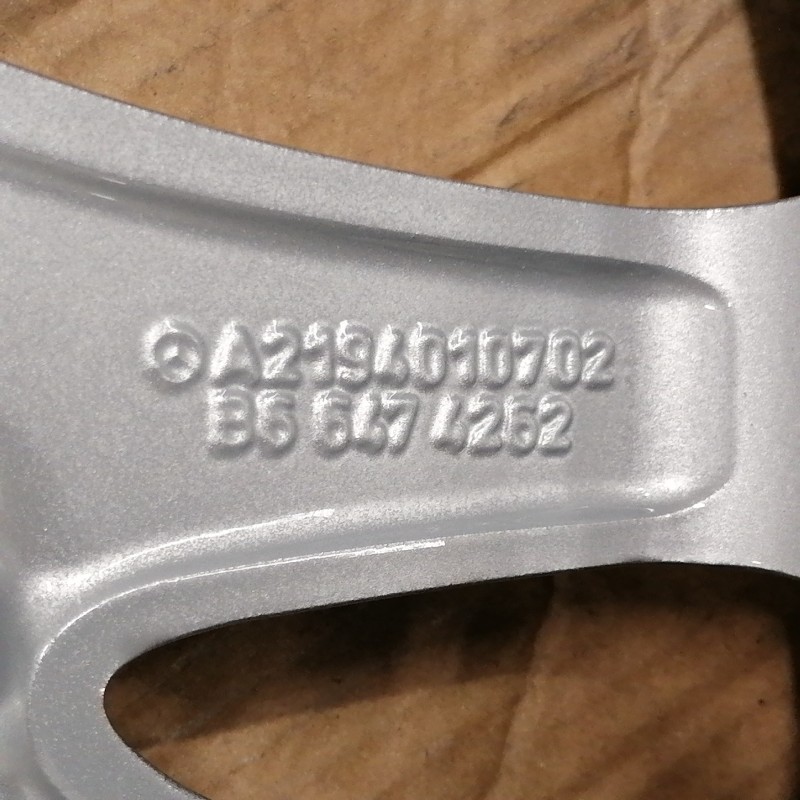 LLANTA SUELTA ORIGINAL MERCEDES EN 17" A2194010702