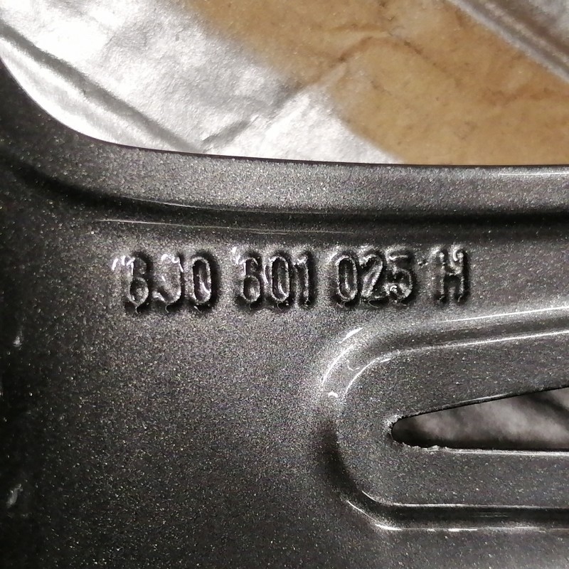 JUEGO DE LLANTAS ORIGINALES SEAT EN 15"