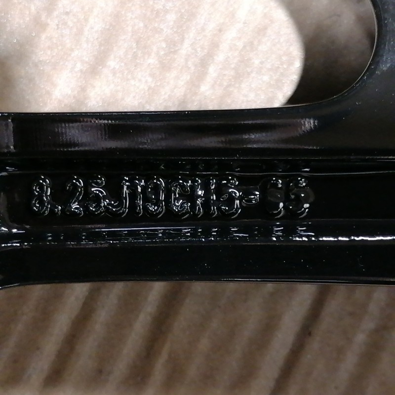 LLANTA SUELTA ORIGINAL RENAULT EN 18"