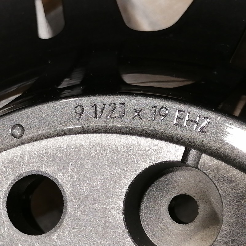 LLANTA SUELTA ORIGINAL BMW EN 19" 2229660