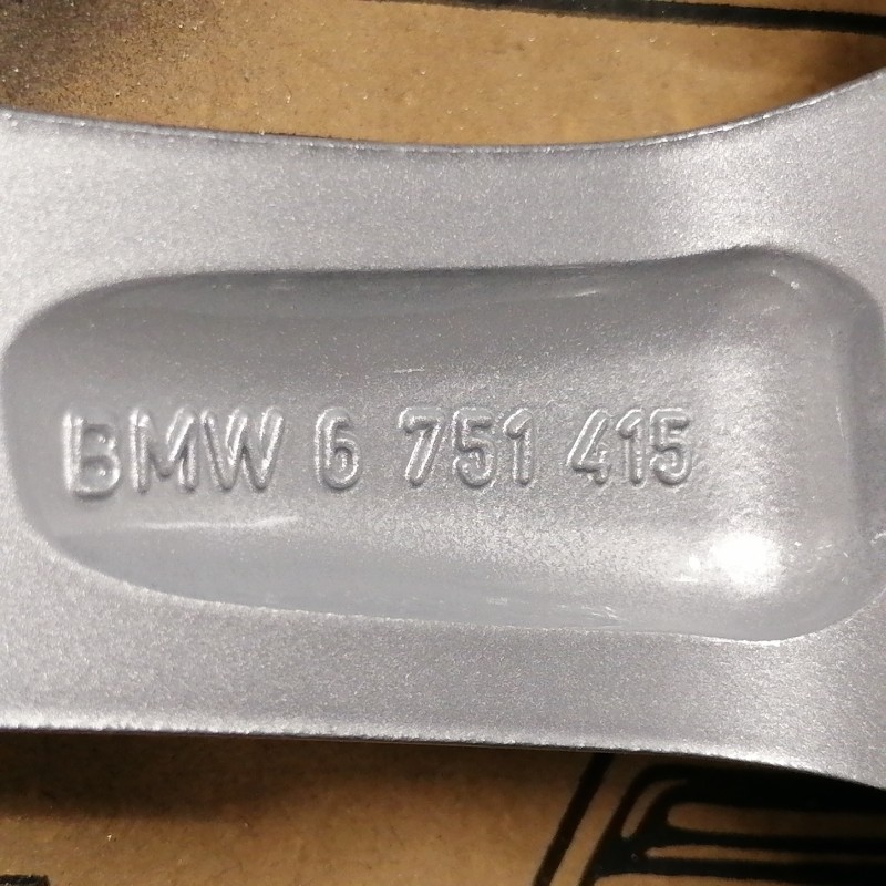 LLANTA SUELTA ORIGINAL BMW EN 17" 6751415