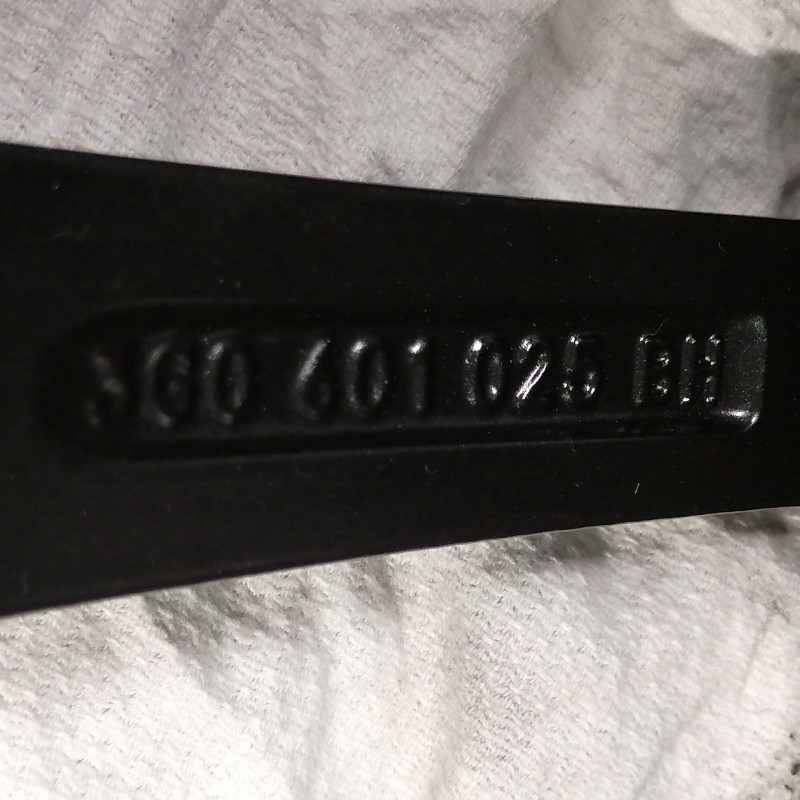 LLANTA SUELTA ORIGINAL VOLKSWAGEN EN 19" 3G0601025BH