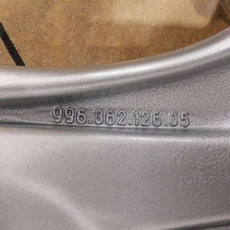 JUEGO DE LLANTAS ORIGINALES PORSCHE 996 EN 17"