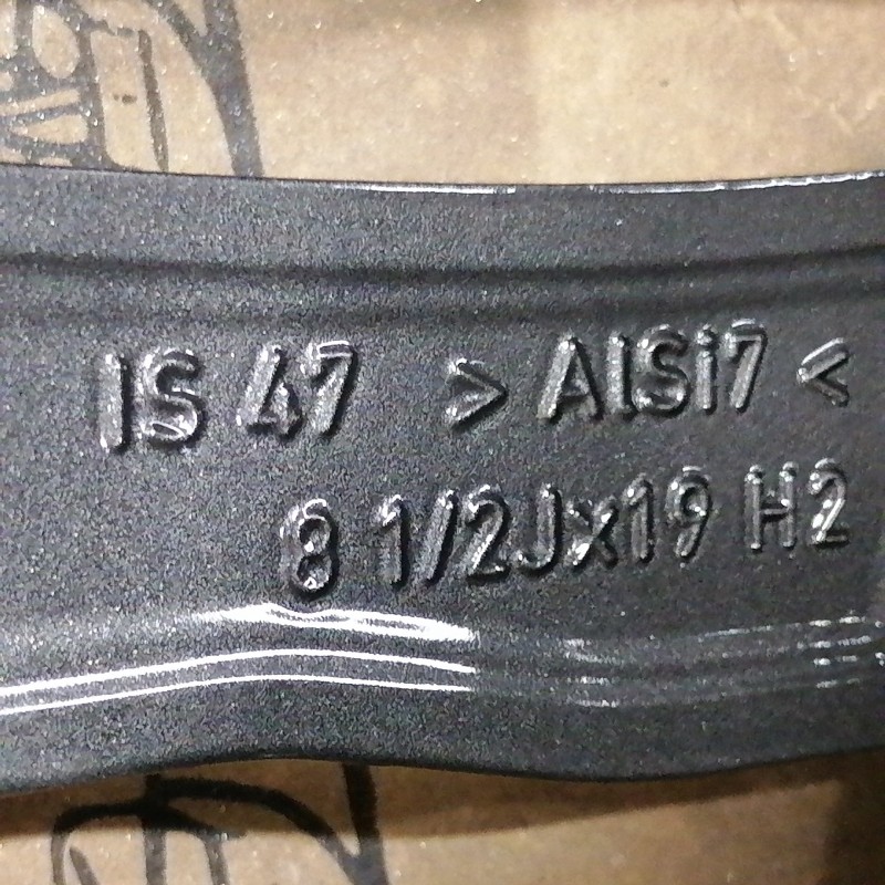 LLANTA SUELTA ORIGINAL BMW EN 19" 8043651