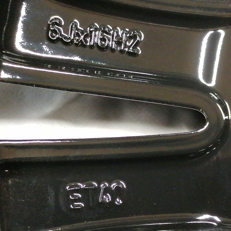 JUEGO DE LLANTAS ORIGINALES OPEL EN 16"