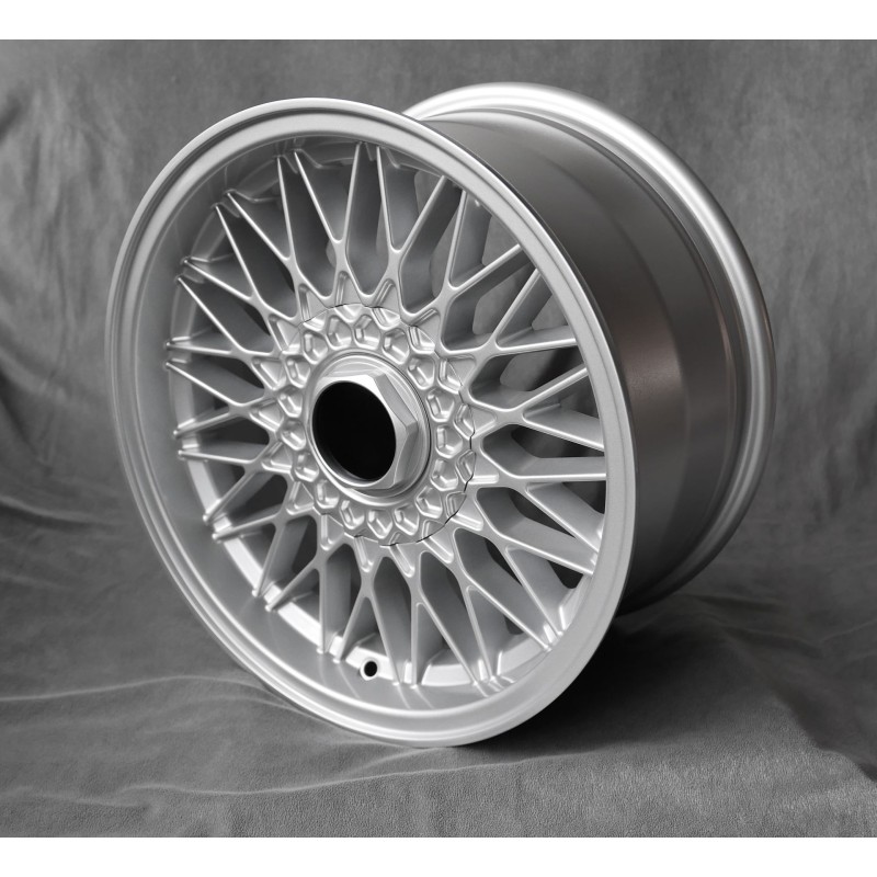 LLANTA CLASICA PARA BMW