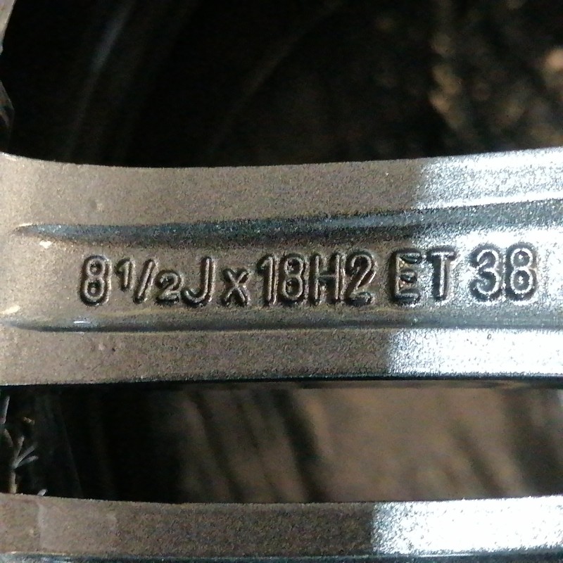 JUEGO DE LLANTAS ORIGINALES MERDECES EN 18"