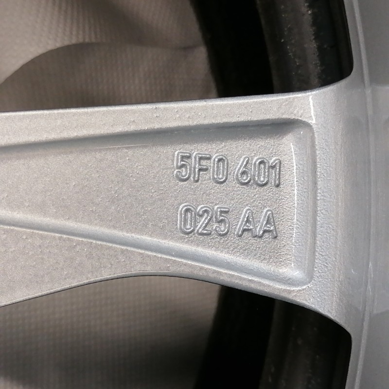 JUEGO DE LLANTAS ORIGINALES SEAT EN 18"