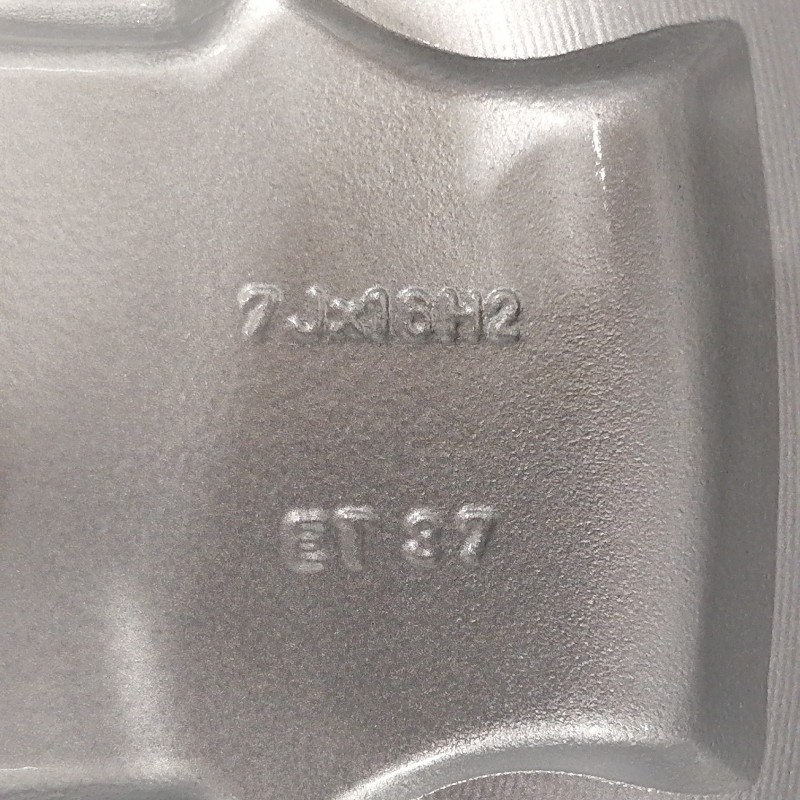 JUEGO DE LLANTAS ORIGINALES MERDECES EN 16"