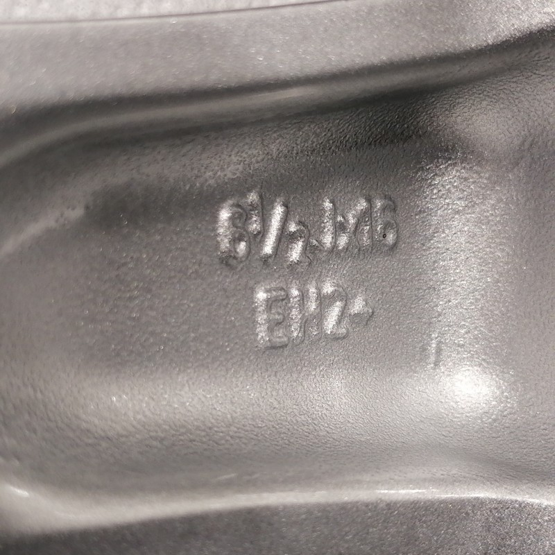 JUEGO DE LLANTAS ORIGINALES BMW EN 16" STYLE 139