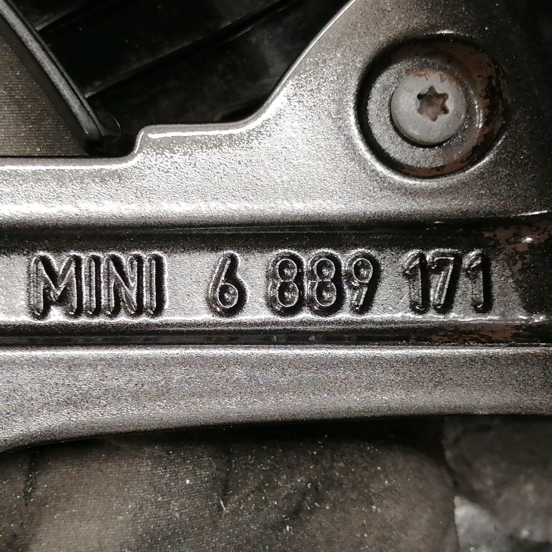 JUEGO DE LLANTAS ORIGINALES MINI EN 17"