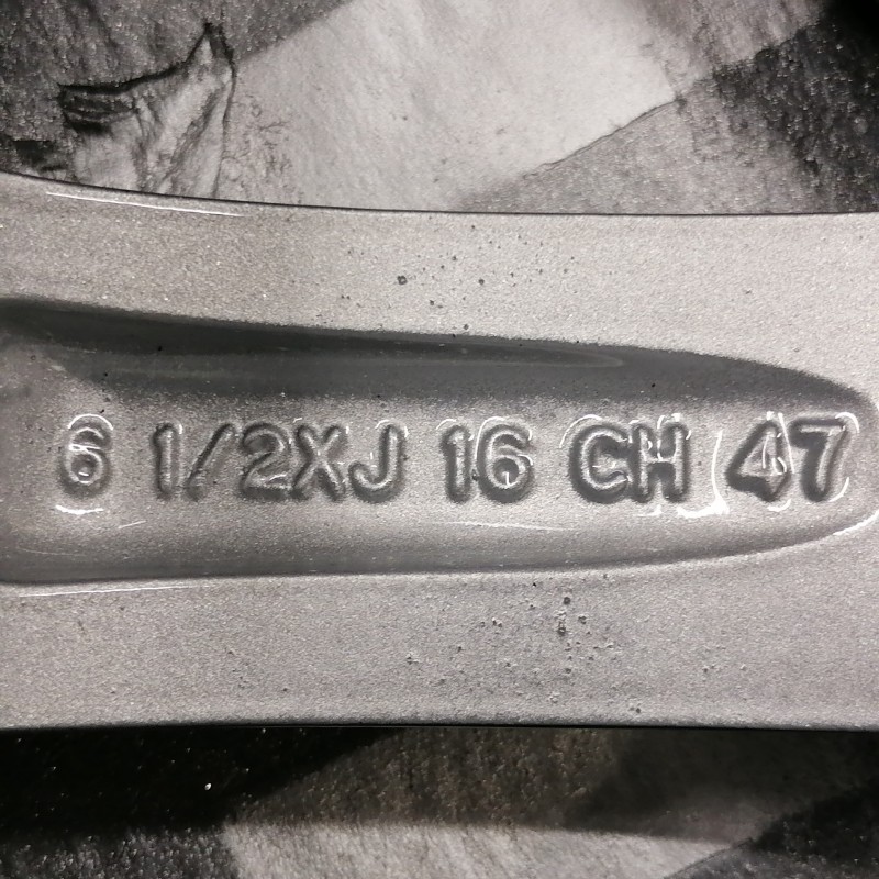 JUEGO DE LLANTAS ORIGINALES RENAULT EN 16"