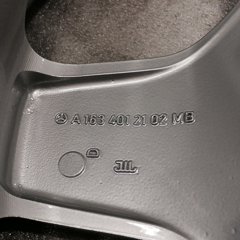 JUEGO DE LLANTAS ORIGINALES MERCEDES EN 18"