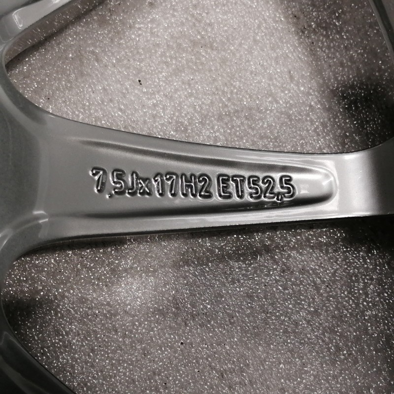 JUEGO DE LLANTAS ORIGINALES MERCEDES EN 17"