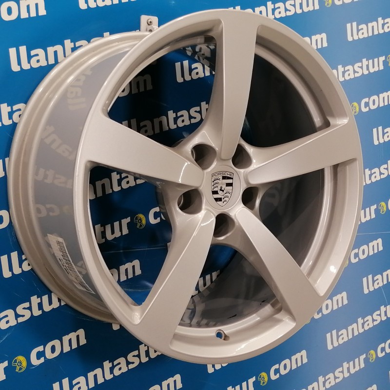 JUEGO DE LLANTAS ORIGINALES PORSCHE MACAN EN 18"