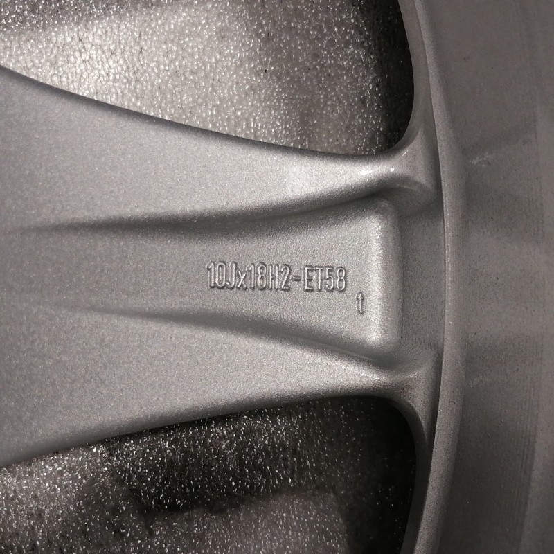 JUEGO DE LLANTAS ORIGINALES PORSCHE 997 EN 18"