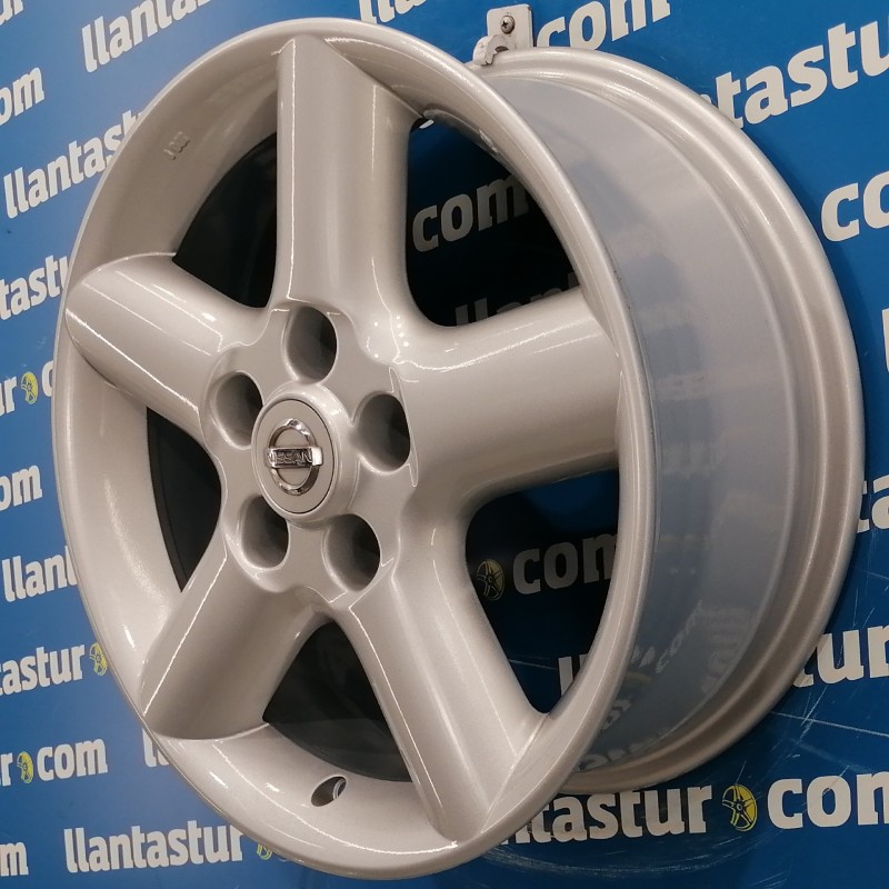 JUEGO DE LLANTAS ORIGINALES NISSAN EN 16"