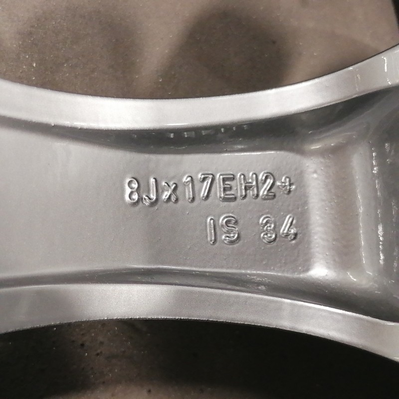 JUEGO DE LLANTAS ORIGINALES BMW EN 17" STYLE 188