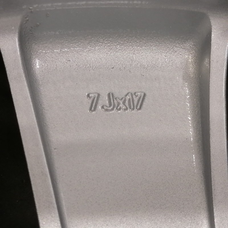 JUEGO DE LLANTAS ORIGINALES OPEL EN 17"