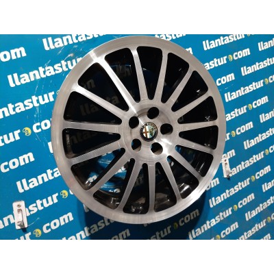 JUEGO DE LLANTAS ORIGINALES ALFA ROMEO EN 17"