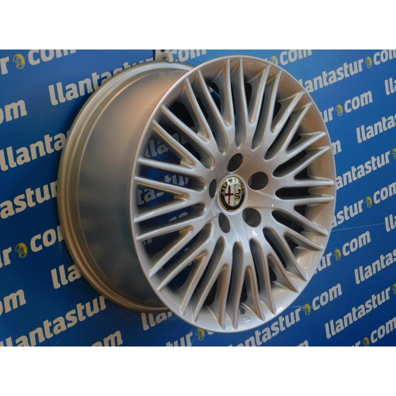 JUEGO DE LLANTAS ORIGINALES ALFA ROMEO EN 17"