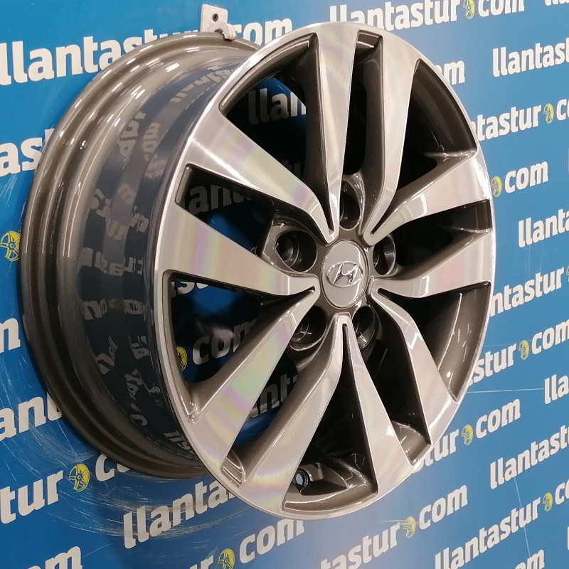 JUEGO DE LLANTAS ORIGINALES HYUNDAI EN 16"
