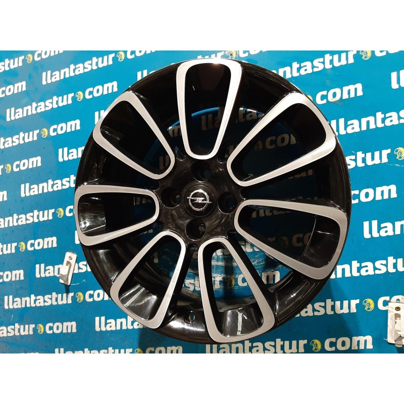 JUEGO DE LLANTAS ORIGINALES OPEL EN 17"