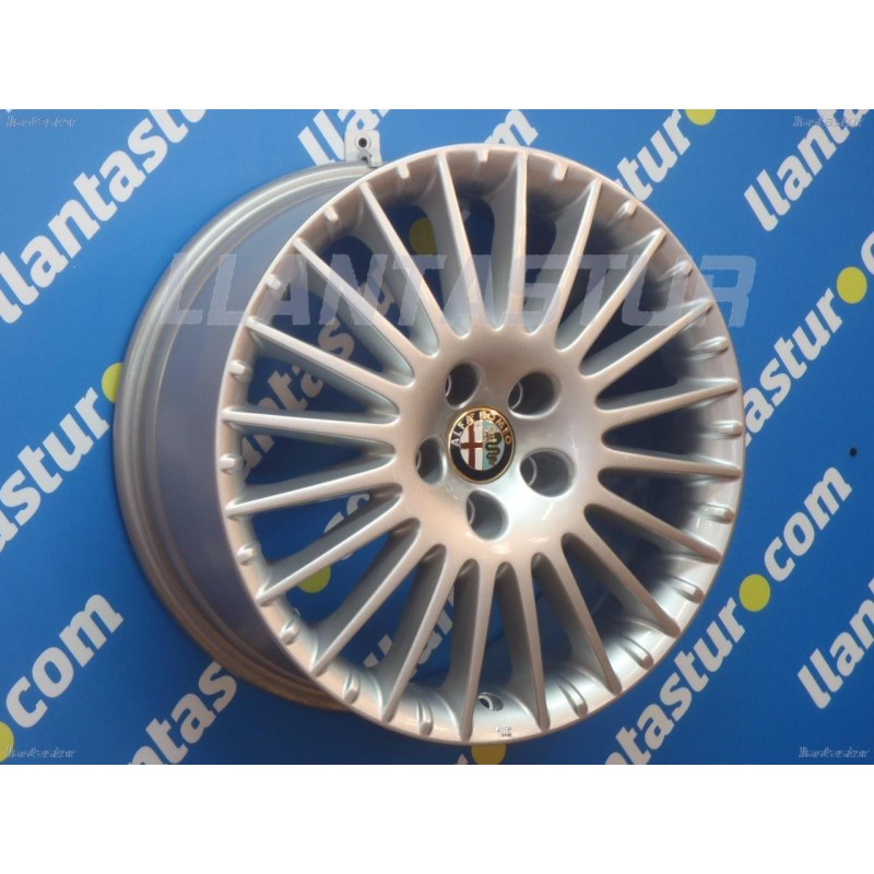 JUEGO DE LLANTAS ORIGINALES ALFA ROMEO EN 17"