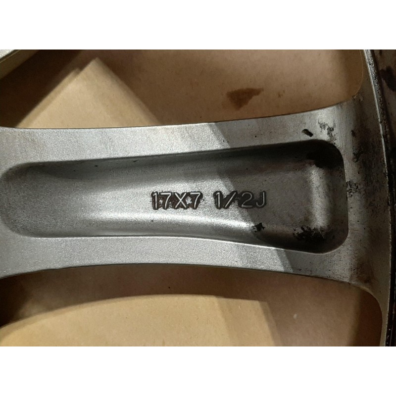 JUEGO DE LLANTAS ORIGINALES INFINITY EN 17"