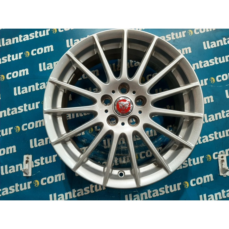 JUEGO DE LLANTAS ORIGINALES JAGUAR EN 17"