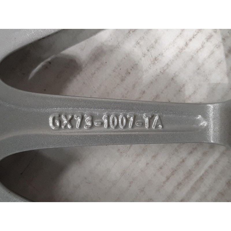 JUEGO DE LLANTAS ORIGINALES JAGUAR EN 17"